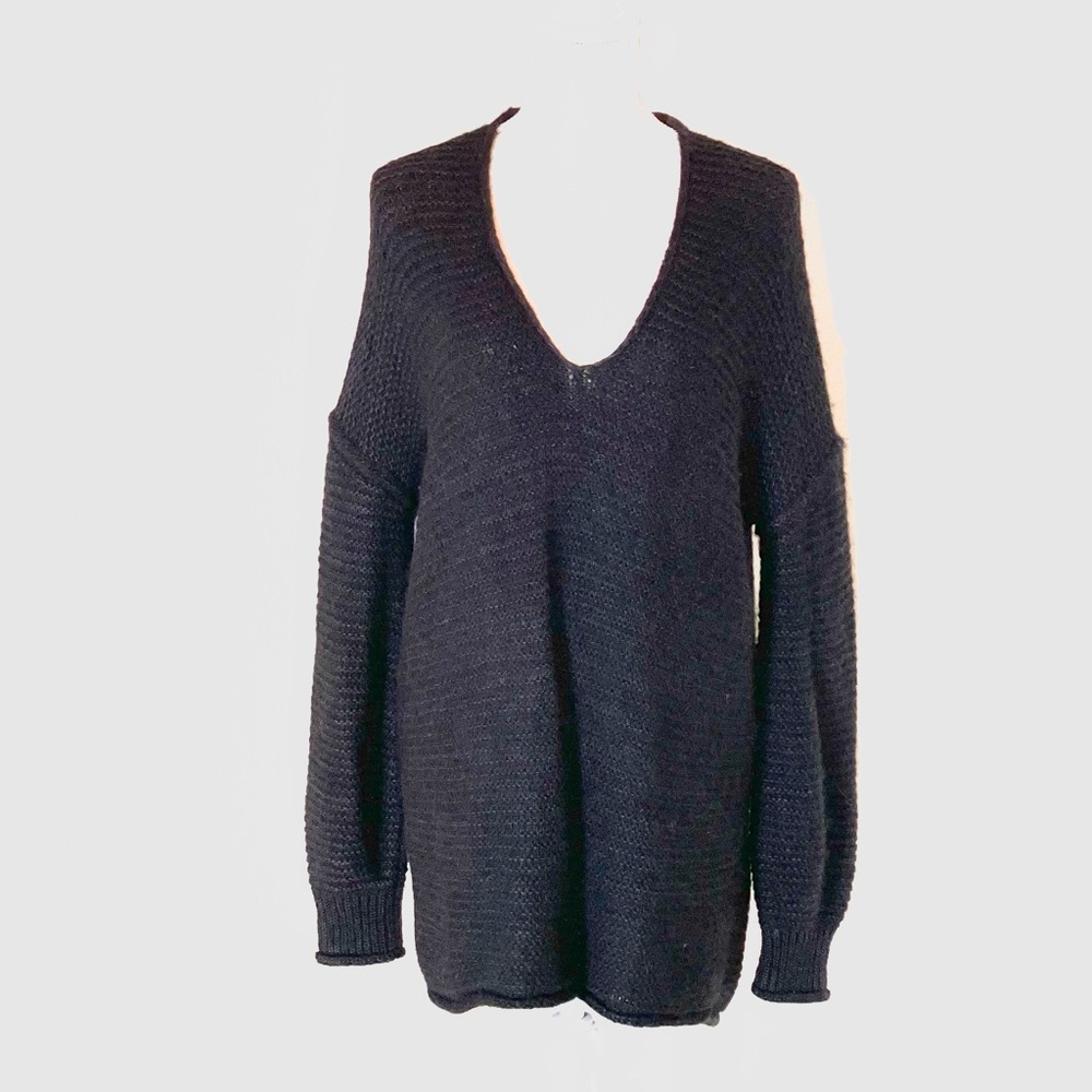 Free People, Black 45% Alpaca V-Neck Sweater, Sz W - SM (Slouchy Fit).